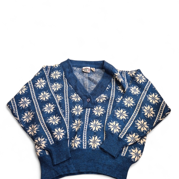 heet Sweaters - Vintage Blue And White Snowflake V-Neck Sweater By Heet Size M